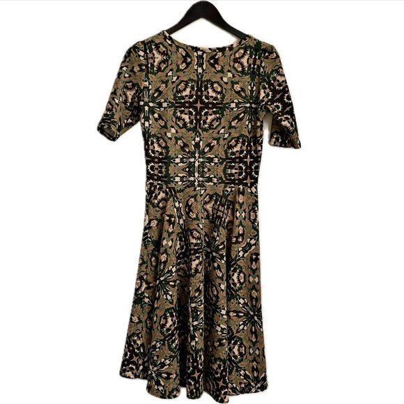 LuLaRoe Camo Short Sleeve Dress Camouflage, Size Medium - Picture 2 of 7